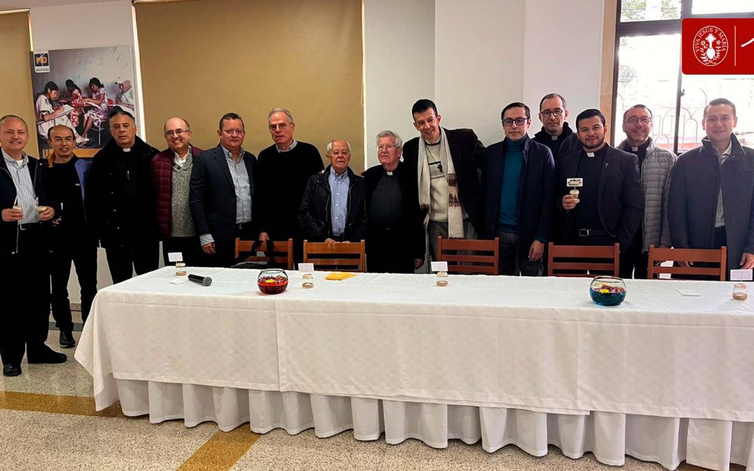 Junto a la familia eudista de El Minuto de Dios, el padre Diego Jaramillo celebró 65 años de vida sacerdotal
