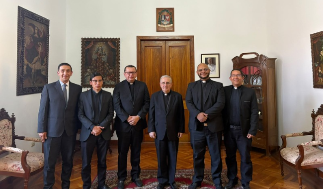 Visita provincial a los eudistas en Arequipa: tiempo de escucha y misión